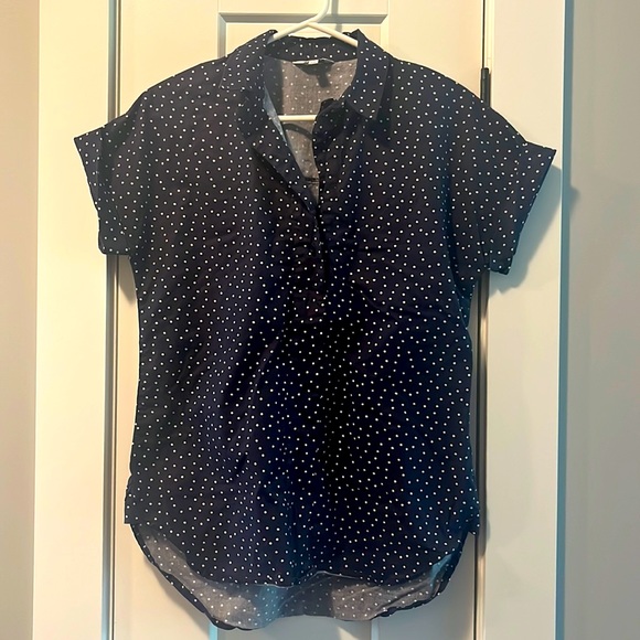 Reitmans Navy & White Polka Dot V Neck Shirt - Picture 1 of 6